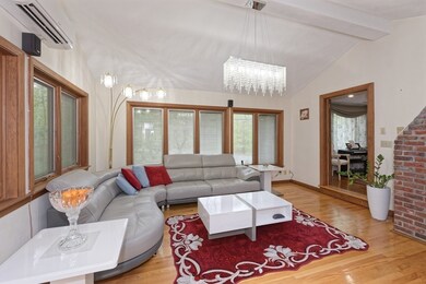 606 Liberty Square Rd, Boxborough, MA 01719 - photo 5