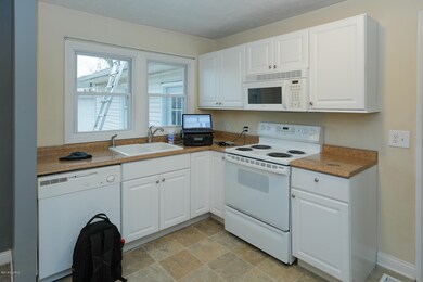 713 Spring St, Three Rivers, MI 49093 - photo 5