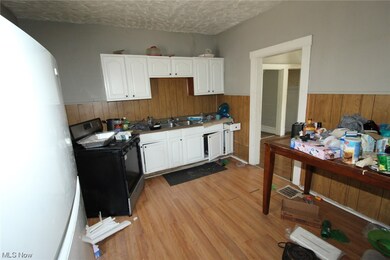 12914 Ferris Ave, Cleveland, OH 44105 - photo 6