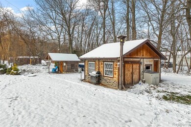 16000 S Huron River Dr, Romulus, MI 48174 - photo 6