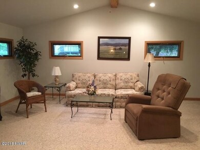 803 Waxwing Ct, Hawley, PA 18428 - photo 3