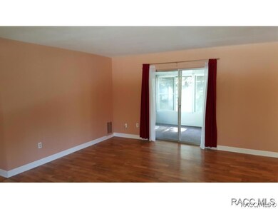 Living room 2