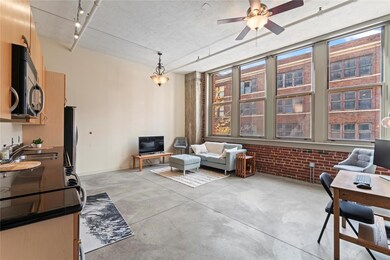 Printer Lofts unit 203, Saint Louis, MO 63103 - photo 7