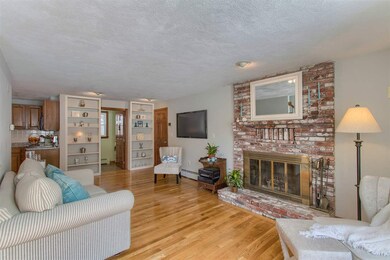 4 Cardinal Cir, Nashua, NH 03063 - photo 6