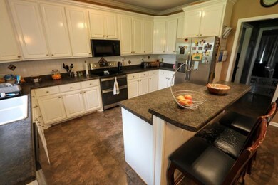 07 kitchen