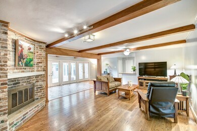 12111 Perthshire Rd, Houston, TX 77024 - photo 6