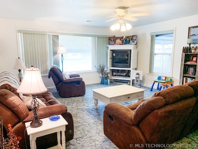 661 12th Ave NW, Ardmore, OK 73401 - photo 4