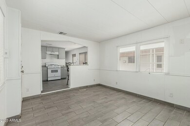 730 S Country Club Dr unit 5, Mesa, AZ 85210 - photo 3