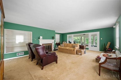 4771 Shepherd Creek Rd, Cincinnati, OH 45223 - photo 3