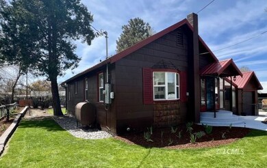 833 N 8th St, Lakeview, OR 97630 - photo 2