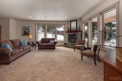 2280 NW Meadow Ct, Bend, OR 97703 - photo 4