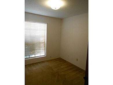 10829 Cardigan Dr, El Paso, TX 79935 - photo 6