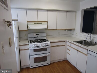 6323 Stevenson Ave unit C, Alexandria, VA 22304 - photo 3