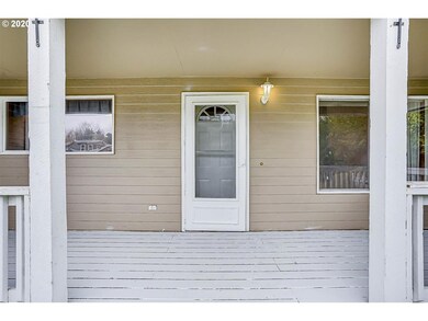 784 NE Blair St, Sheridan, OR 97378 - photo 4