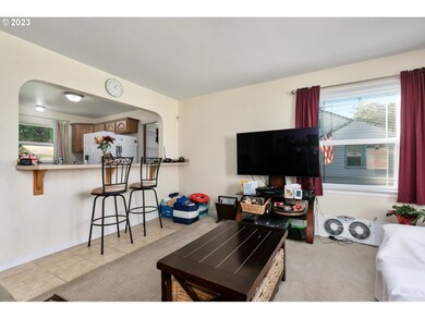 2424 34th Ave, Longview, WA 98632 - photo 3