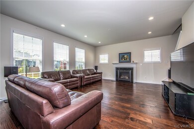 Spacious and Bright Family Room with Recessed Ligh