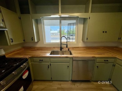 115 W 15th St, Safford, AZ 85546 - photo 6