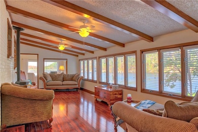 9 Deerhurst Ln, Bella Vista, AR 72714 - photo 2