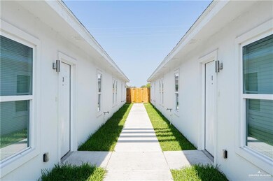 405 Rafael Dr unit 4, San Juan, TX 78589 - photo 2