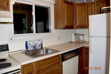 485 E Water St unit 4, Rockland, MA 02370 - photo 5