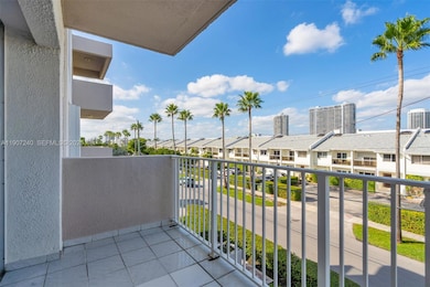 3716 NE 168th St unit 302, North Miami Beach, FL 33160 - photo 2
