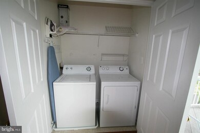 25368 Shipley Terrace unit 24A, Chantilly, VA 20152 - photo 7