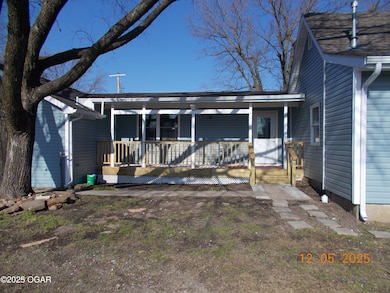 702 N Hall St, Webb City, MO 64870 - photo 2