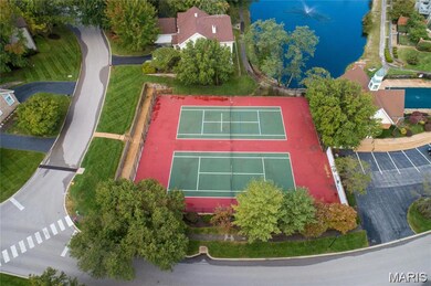 722 Walnut Creek Ln, Chesterfield, MO 63017 - photo 3