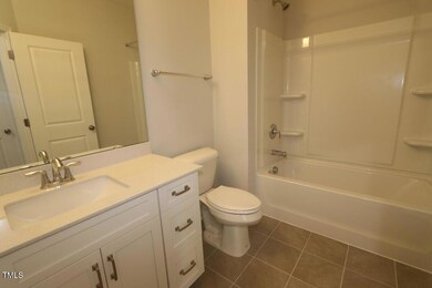 [L547-z007]Bathroom