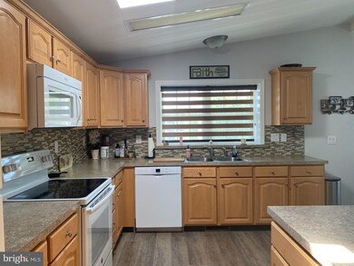 168 Dorian Dr, Williamstown, NJ 08094 - photo 4