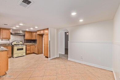 1416 N Manor Cir, Chandler, AZ 85225 - photo 6