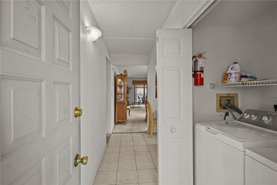 650 E Greenwich Ave unit 5211, West Warwick, RI 02893 - photo 3