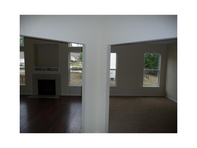 10304 Ridge Line Ct, Indianapolis, IN 46236 - photo 5
