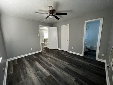 4010 Reid St unit 4, Houston, TX 77026 - photo 5