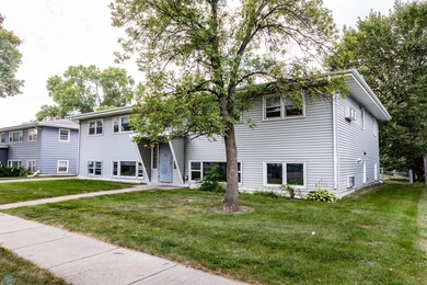 2814 8th St N, Fargo, ND 58102 - photo 3