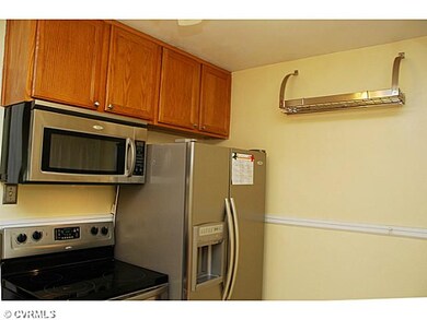 Kitchen - The Pot Rack Conveys!