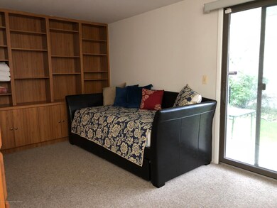 A8F5C51E-3208-41A6-BAD2-B99572ACB475