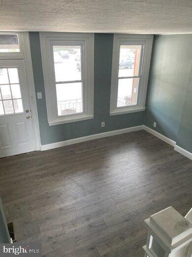 632 E Main St, Norristown, PA 19401 - photo 4