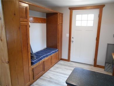 3576 Koenig Point Dr, Auburn, NY 13021 - photo 3