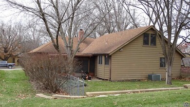 608 SW Morningside Rd, Topeka, KS 66606 - photo 7