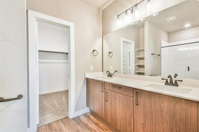 9896 Grosbeak Ln, the Woodlands, TX 77354 - photo 6