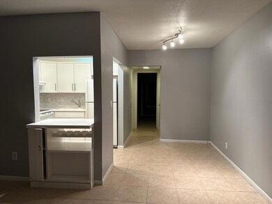 83 Easthampton D unit D, West Palm Beach, FL 33417 - photo 4