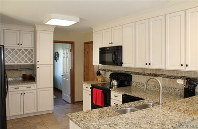 Newly Renovated Kitchen