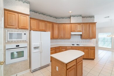 1319 Dove Trail, Tomball, TX 77375 - photo 6