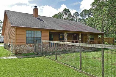 8020 Eight Mile Creek Rd, Pensacola, FL 32526 - photo 2