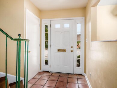 003_N 2808 Chateau Circle 006