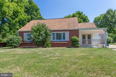 148 Polk Dr, Manassas Park, VA 20111 - photo 2