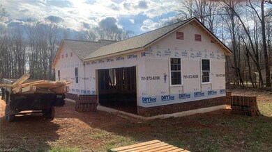 5037 Reed Creek Ct, Ramseur, NC 27316 - photo 3