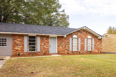 2855 Viking Dr, Columbus, GA 31907 - photo 2