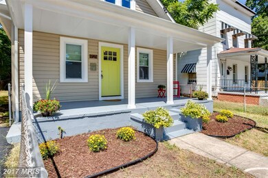 729 Larchmont Ave, Capitol Heights, MD 20743 - photo 2